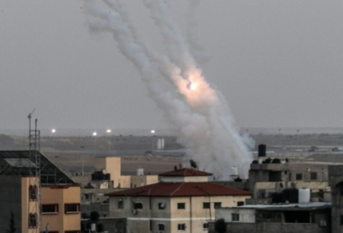 المقاومة اللبنانية تستهدف مدن ومستوطنات العدو بعشرات الصواريخ